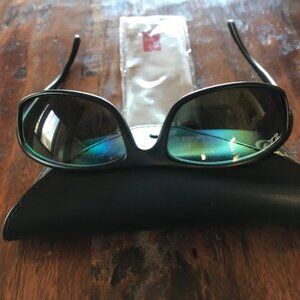 Ray-Ban sunglasses w/case
